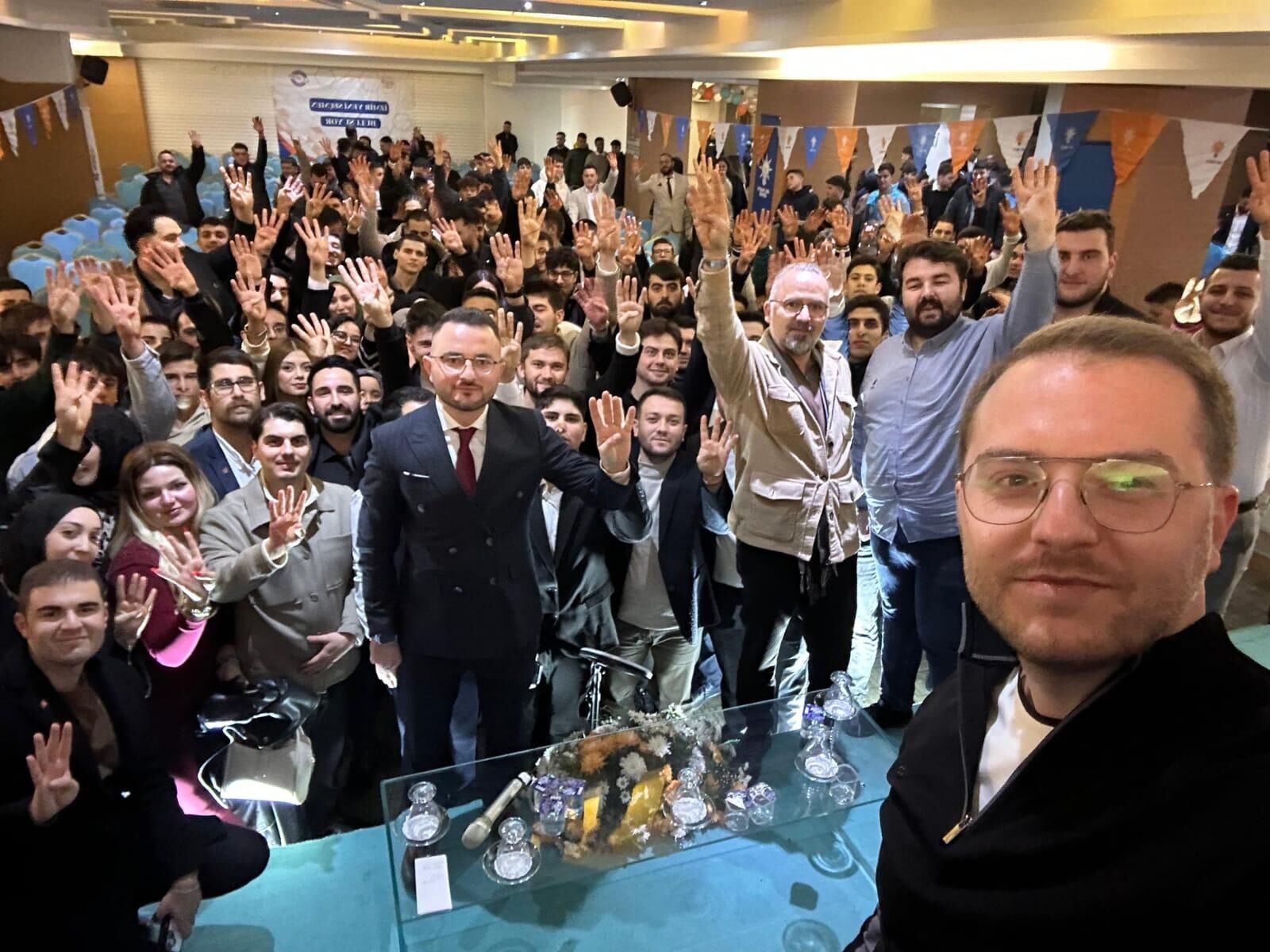 "İzmirli gençler o oyuna gelmedi"