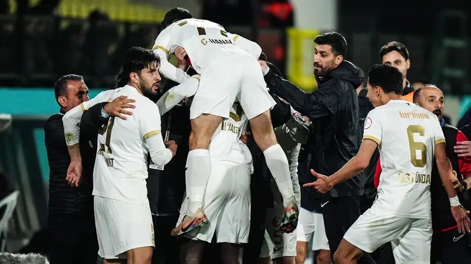 Amedspor Umraniyespor Maci