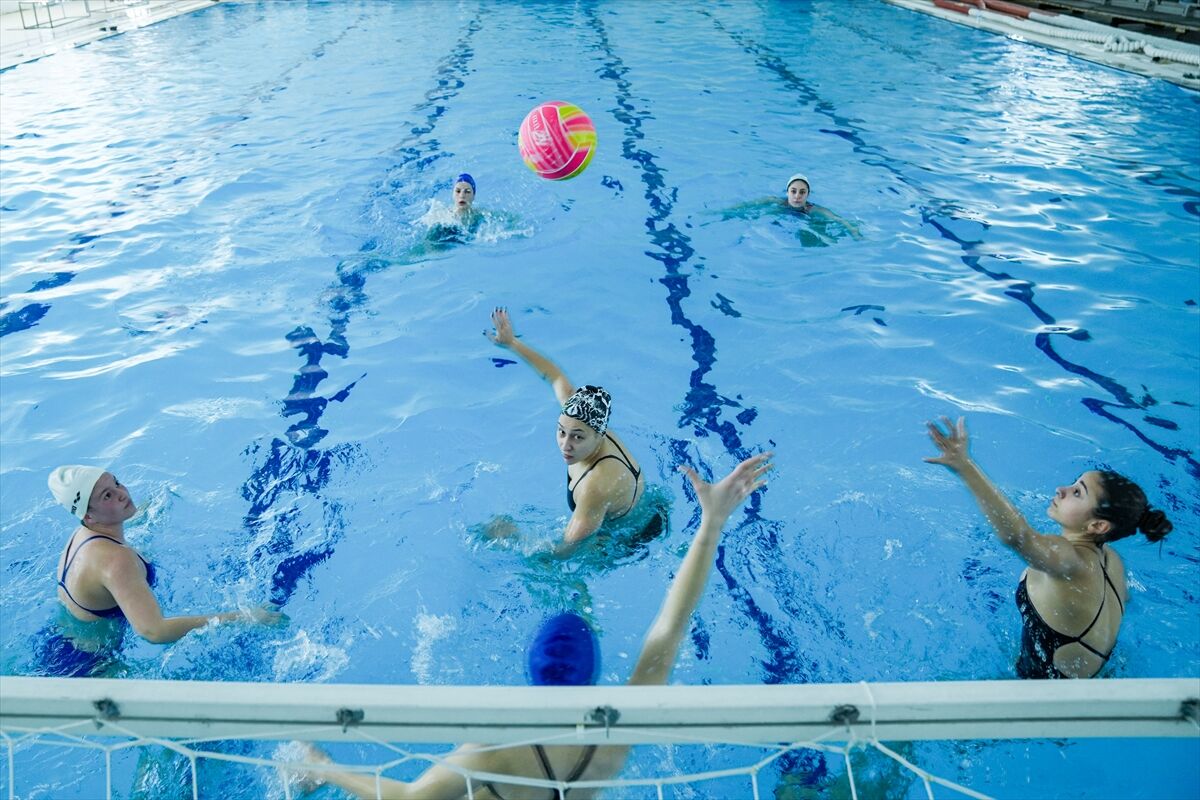 Avrupa Fatihi Göztepe (1)