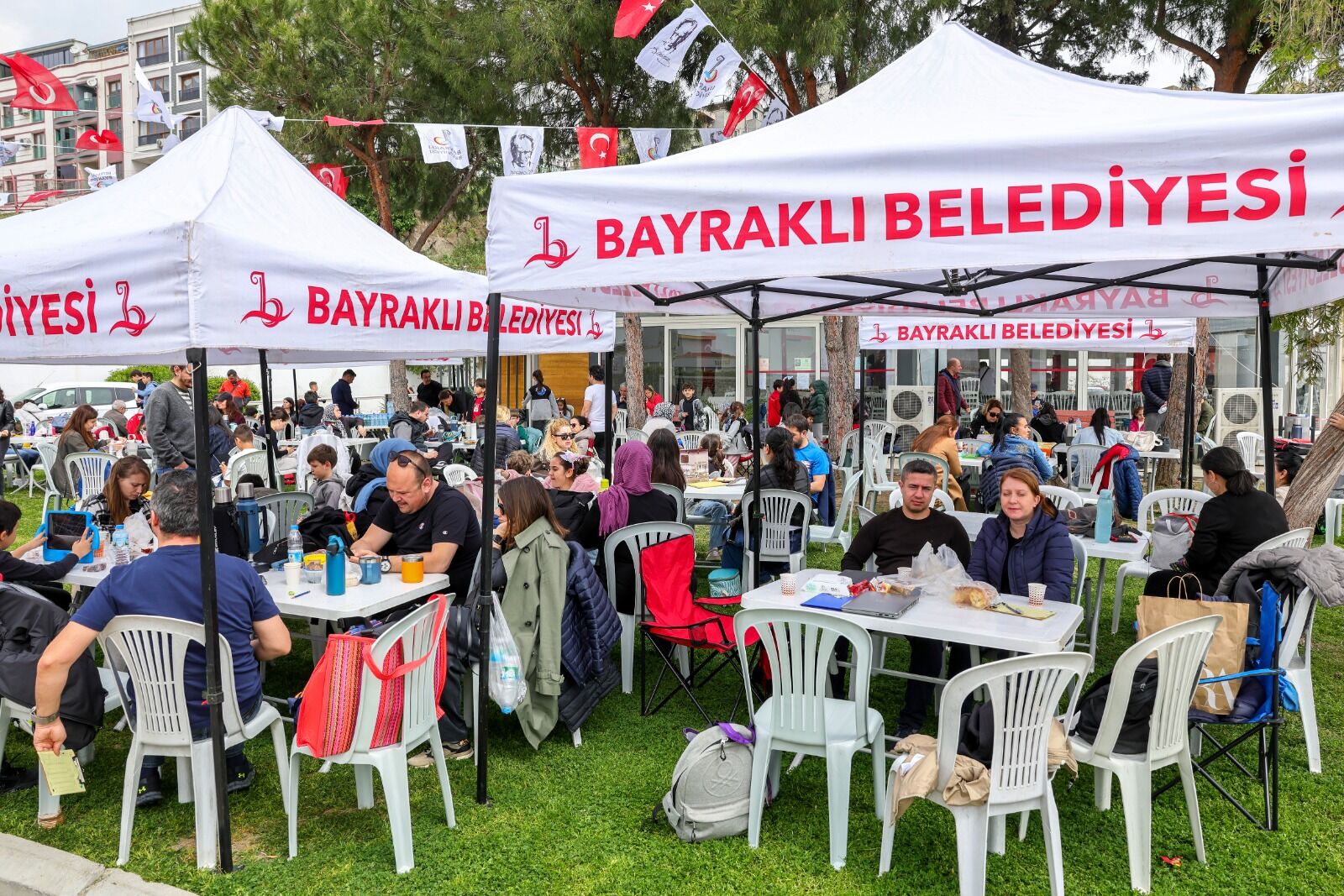 Bayraklı 23 Nisan (3)