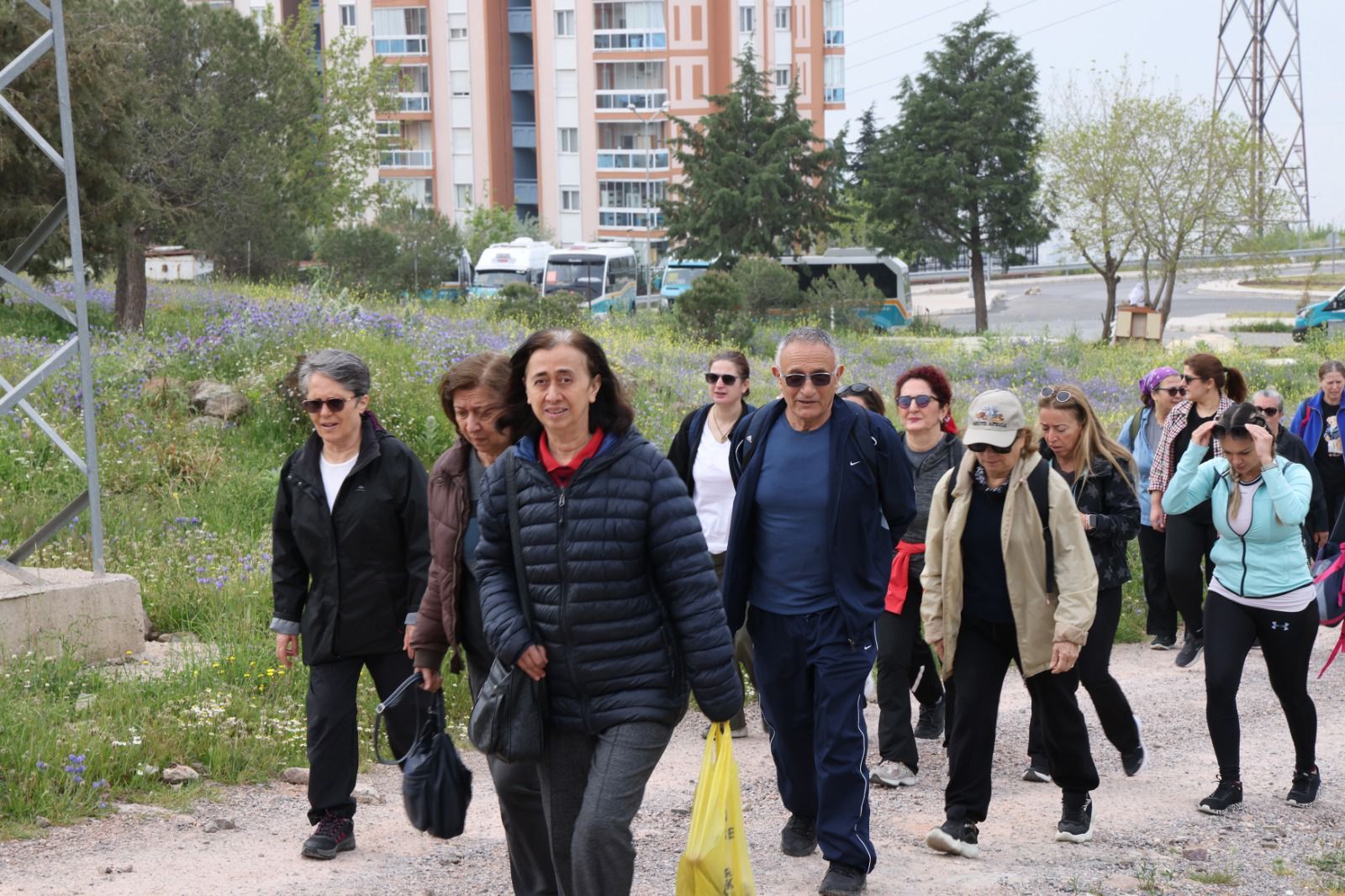 Çiğli’nin enerjisi doğaya taştı: Evka 6’da sağlıklı adımlar!