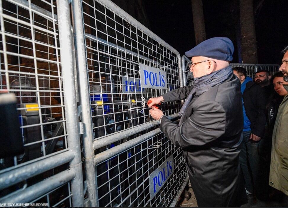 Mahmut Tanal’dan hukuk dersi: "Kaymakamlığın görevi bitmiştir"