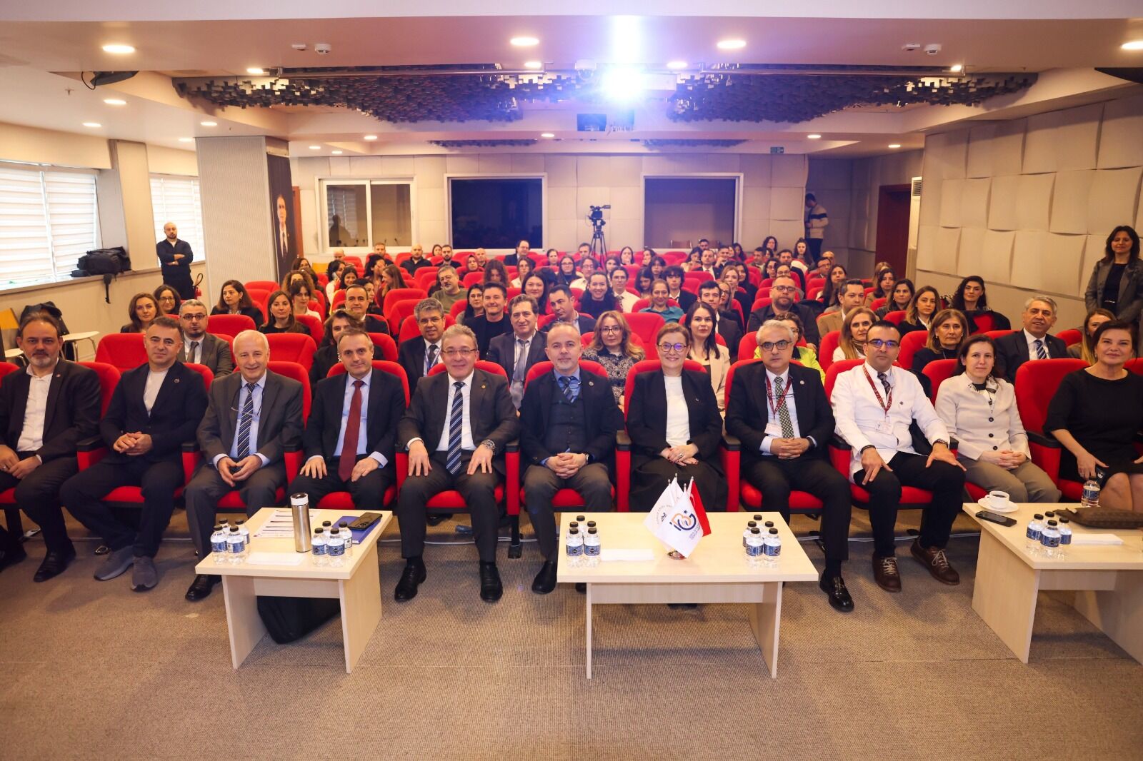 Akademik zirve: Kansere karşı ortak akıl ve gelecek vizyonu