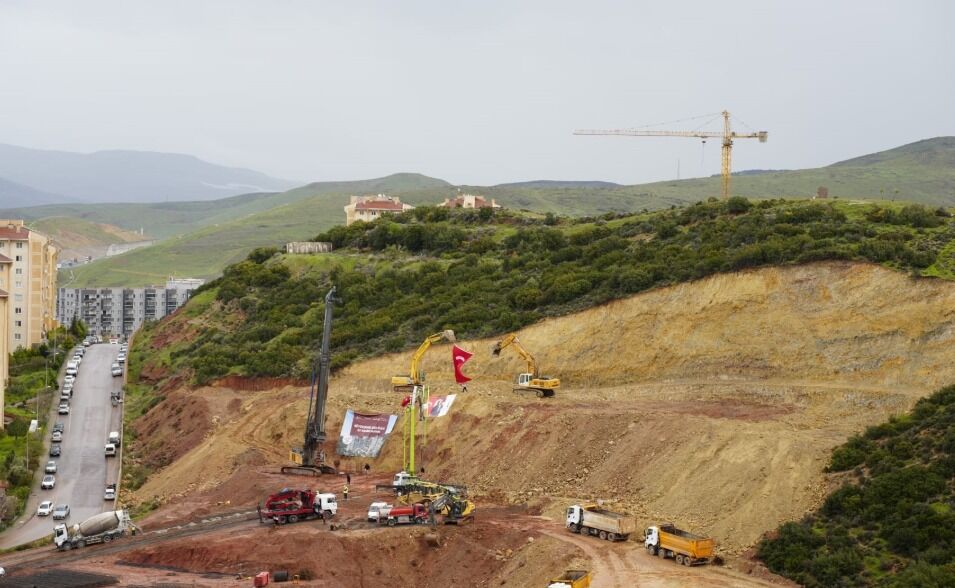 Bin 500 konut için canhıraş çalışılıyor