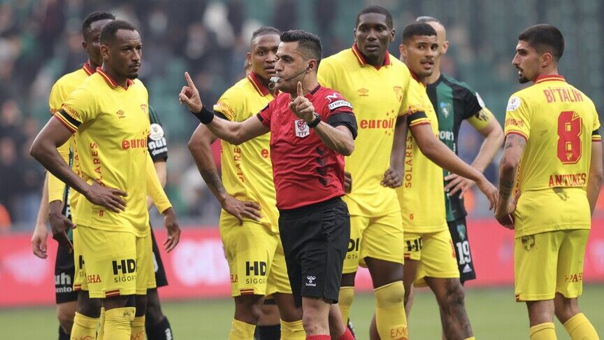 Göztepe'de Kocaeli maçında verilen penaltıya tepki var