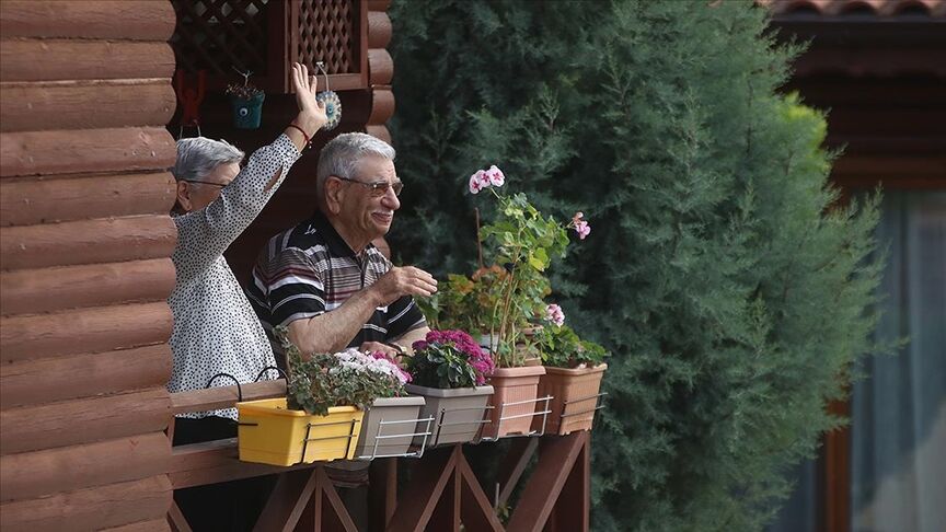 İzmir'de özel huzurevi fiyatları ne kadar?