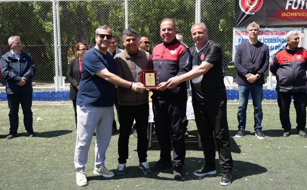 Kupalar havaya kalktı