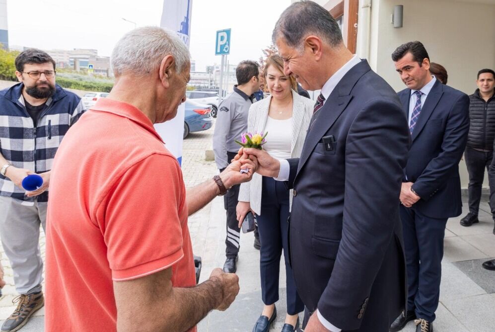 "Yalnız bırakmıyoruz, bırakmayacağız"