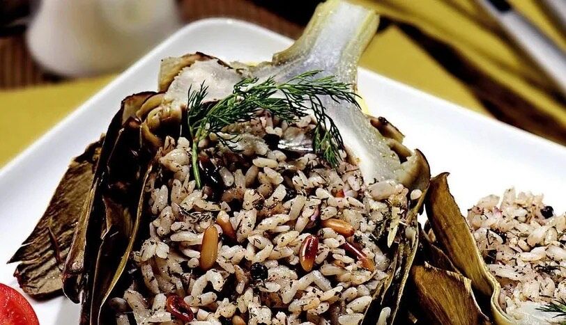 Izmir Enginar Dolmasi