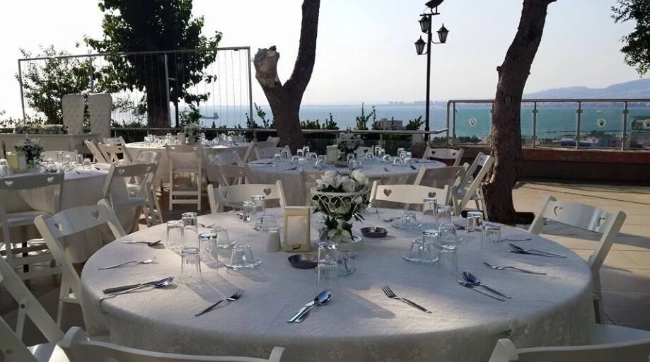 Izmir Konak Ogretmenevi