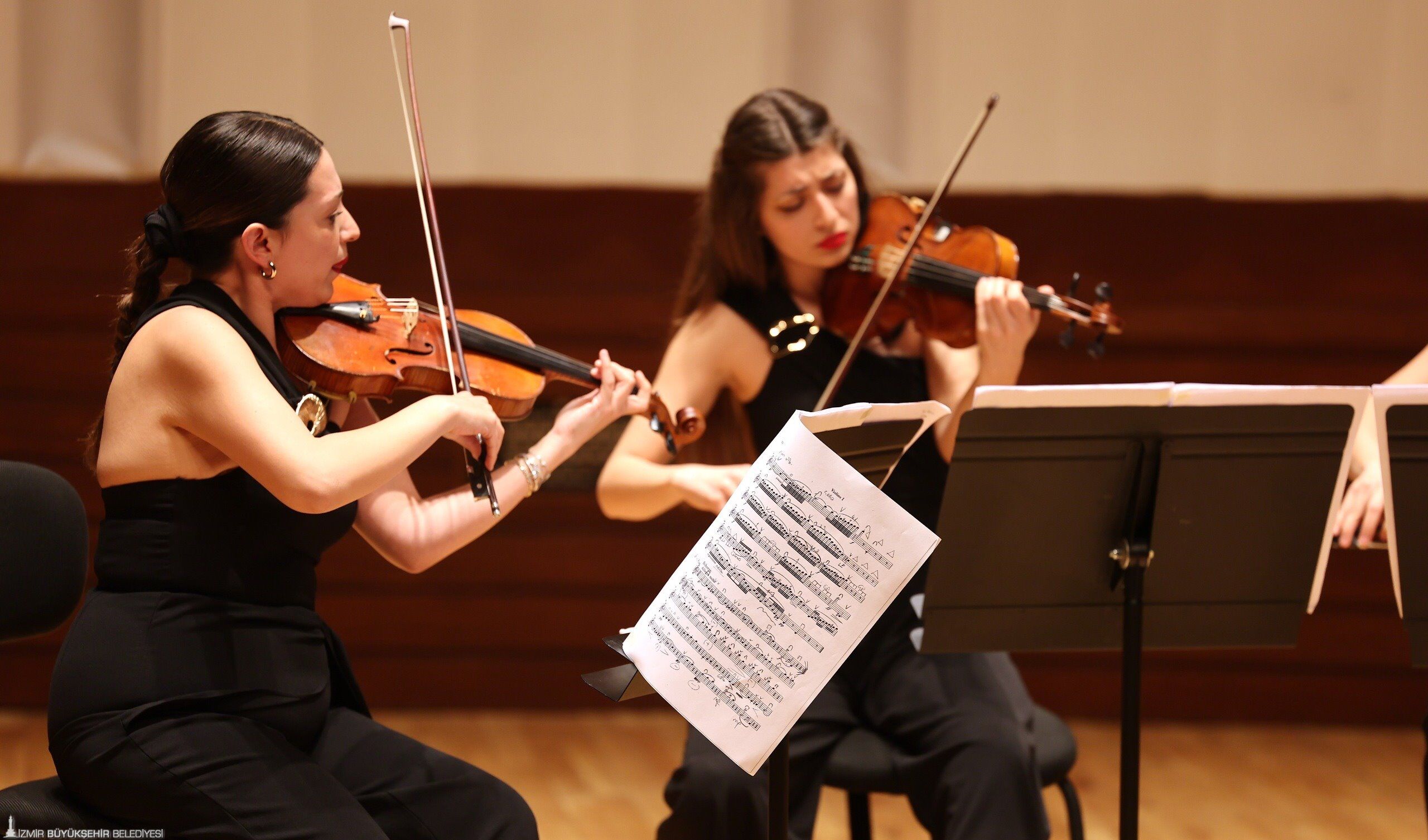 İzmir Oda Orkestrası 1-1