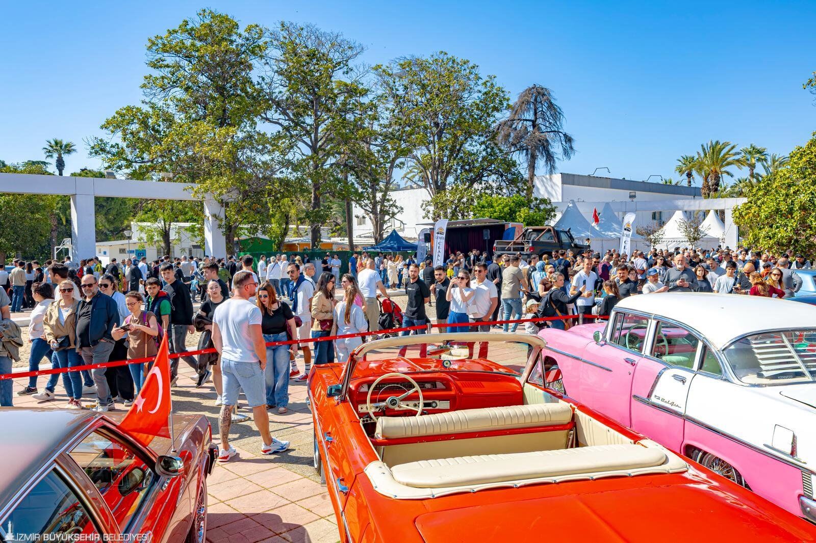 Izmir Otomobil Sergisi 2-1