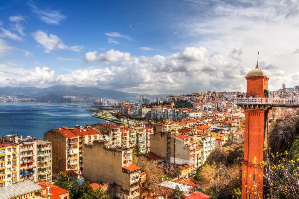 Izmir Tarihi Yerler