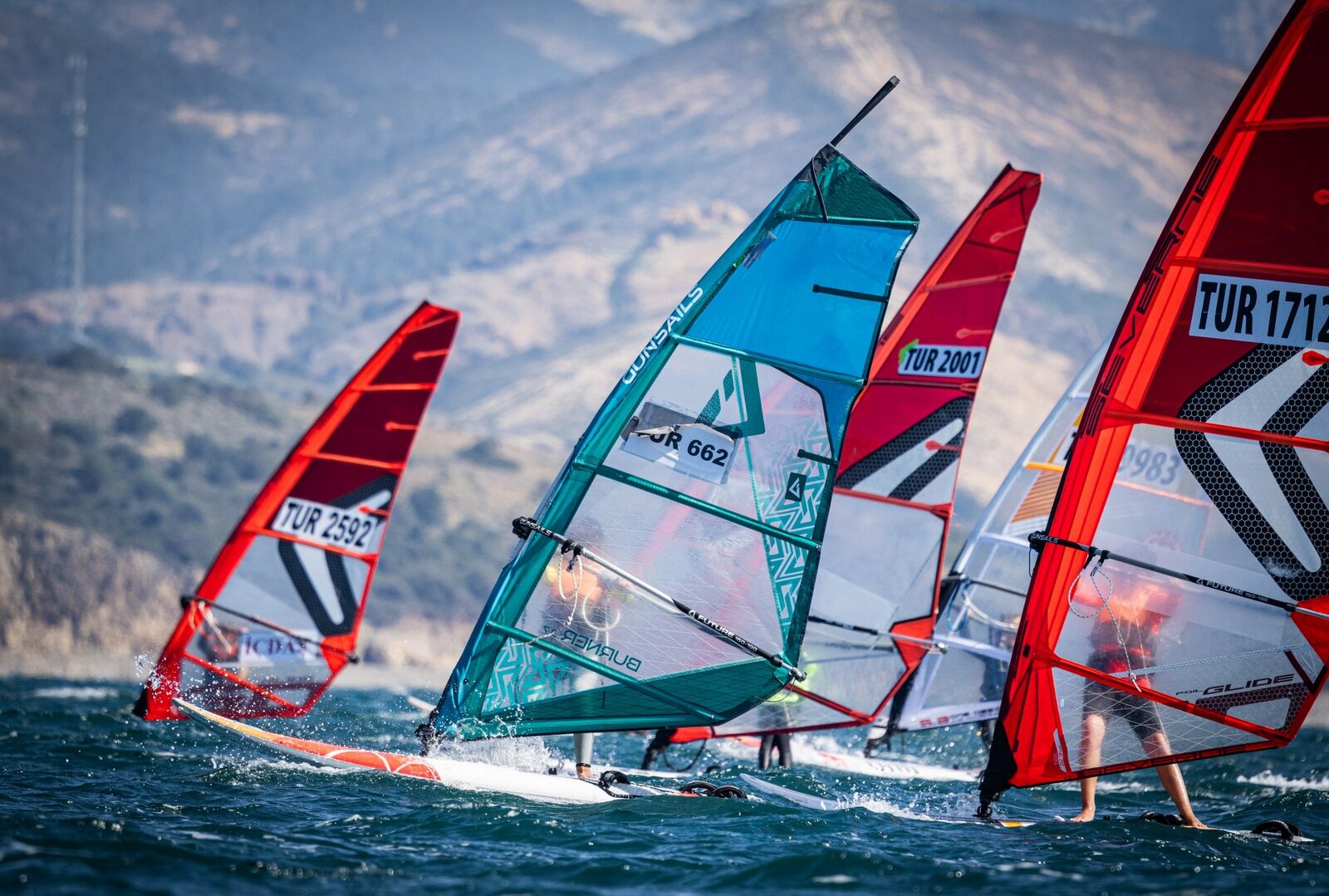 Rekor katılımla üç kıta Foça’da buluşuyor