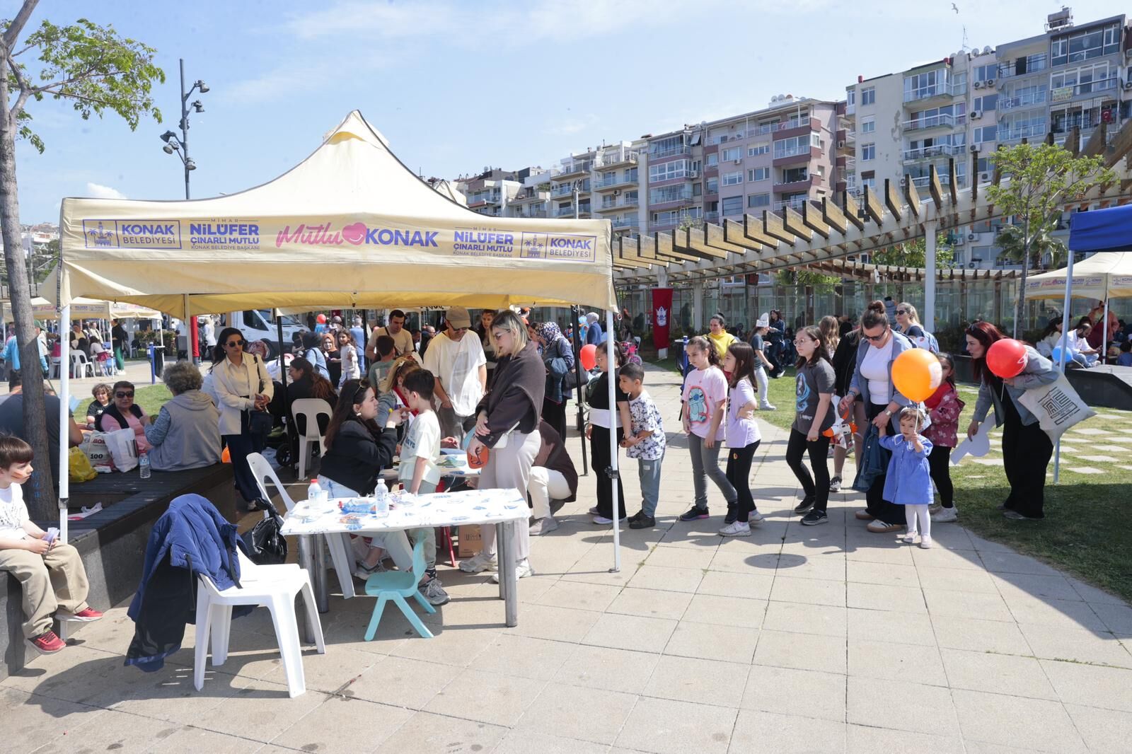 Kimse bir an bile durmadı