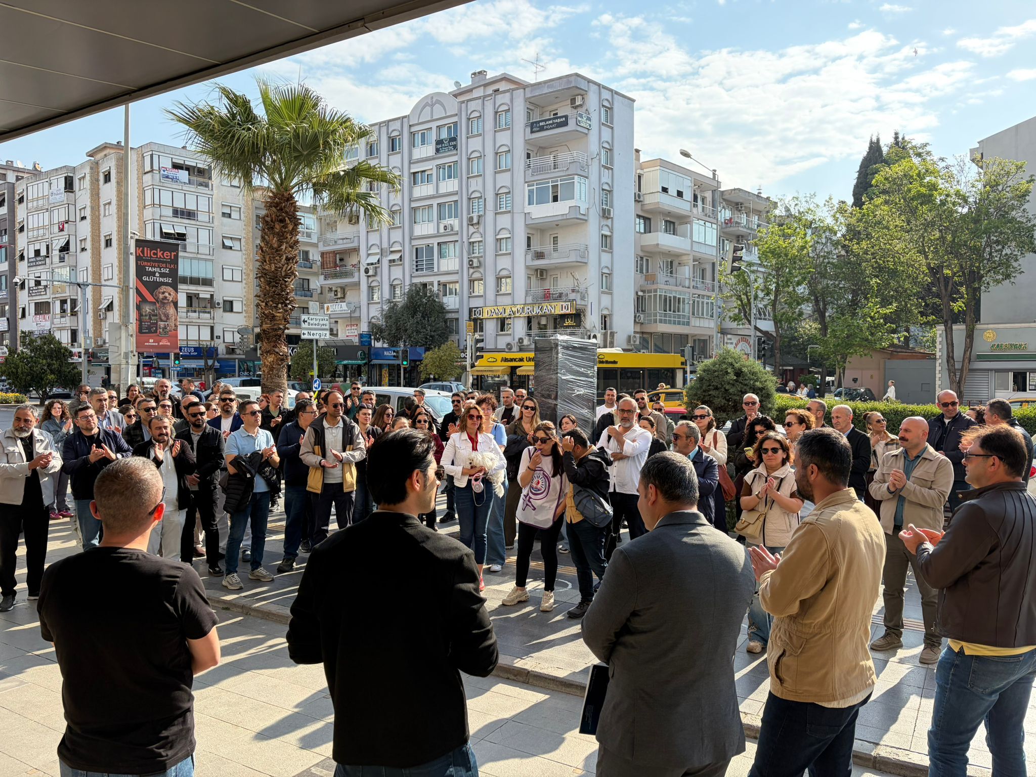 Karşıyaka Eylem Iş Bırakma (3)