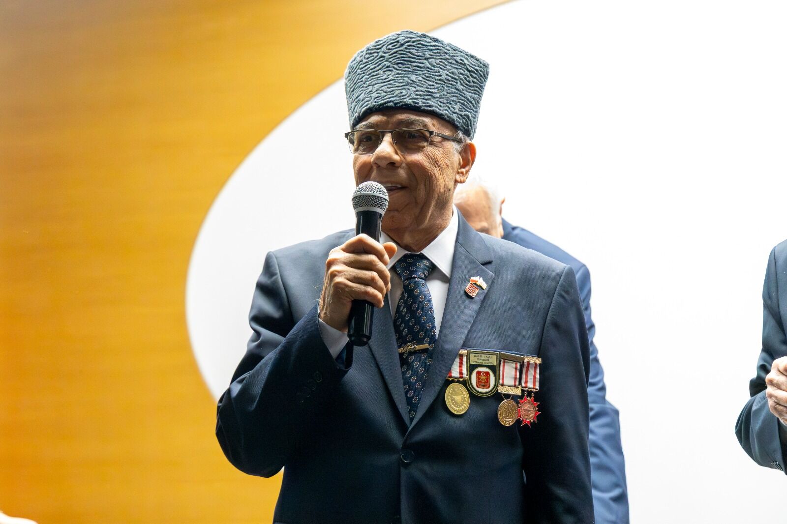 Bir ay boyunca amansız mücadele