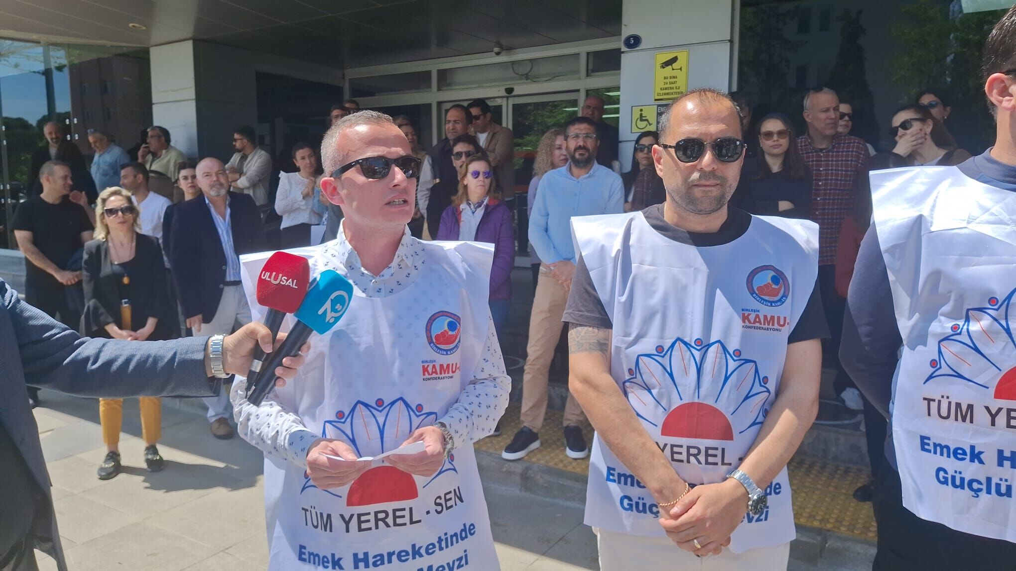 Karşıyaka Memur Tis Isyanı Gemileri Yaktılar (2)