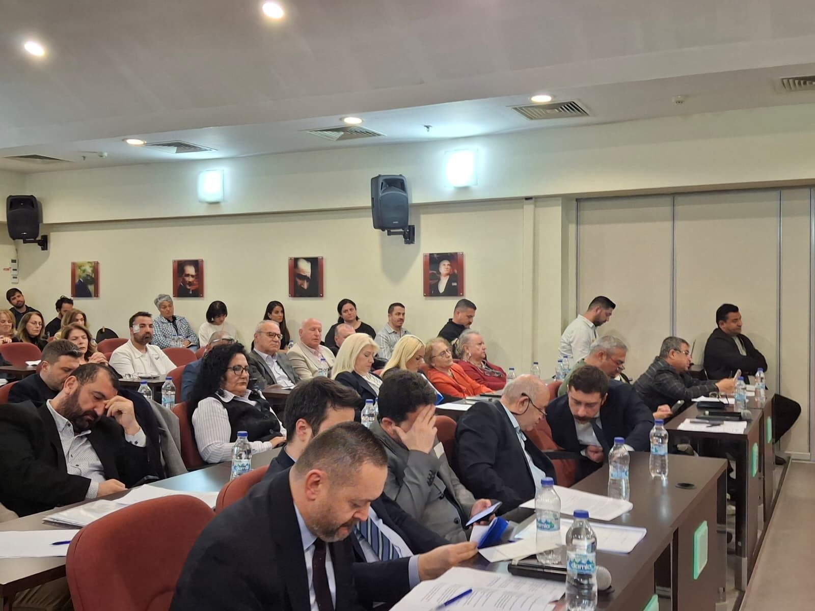 Karşıyaka Nisan (3)