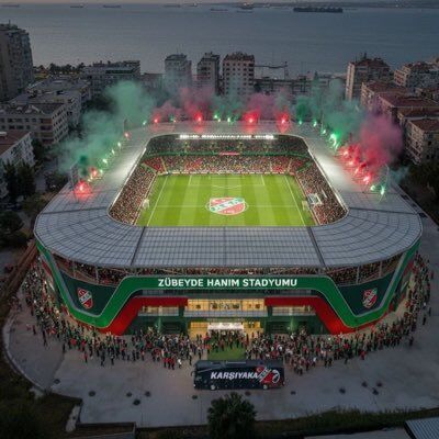 Karşıyaka Zübeyde Hanım Stadyumu