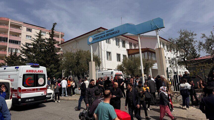 Türkiye okul saldırılarıyla sarsıldı