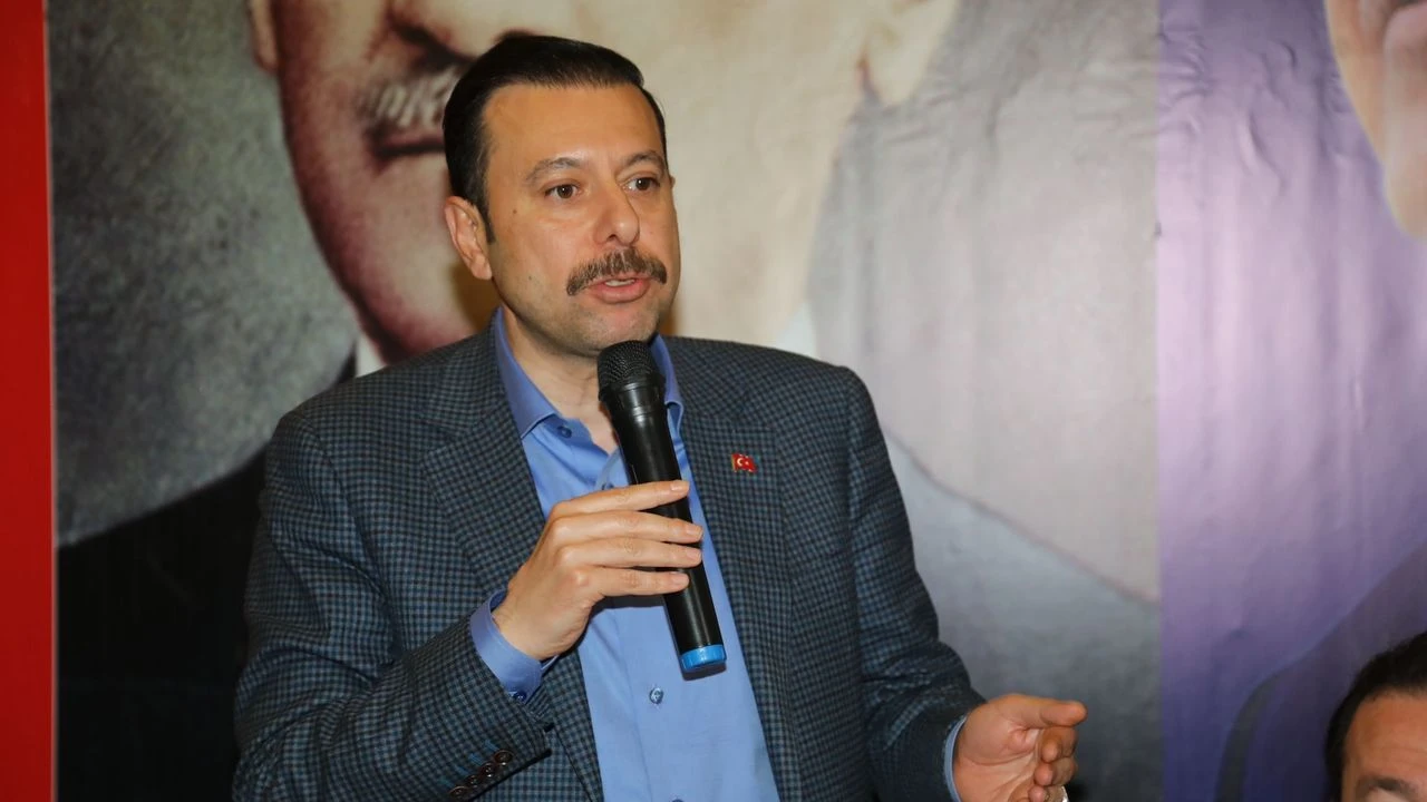 Mahmut Atilla Kaya Ateş Püskürdü