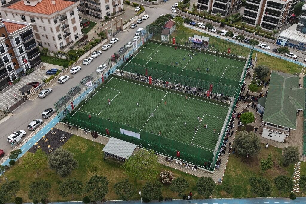 Skordan değil dostluk kazandı