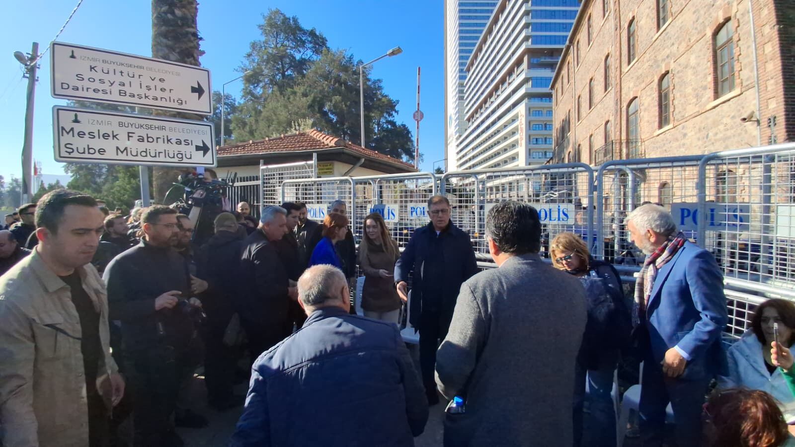 Meslek Fabrikasinda Ikincigun