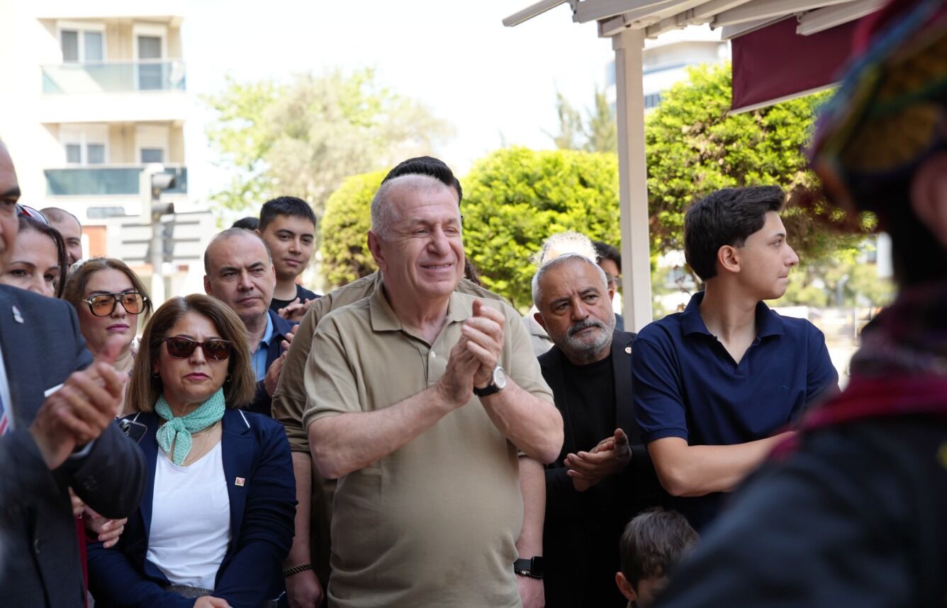 Narlıdere ilçe başkanlığı resmen hizmette