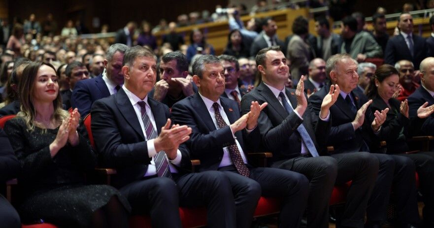 Özgür Özel İzmir'de