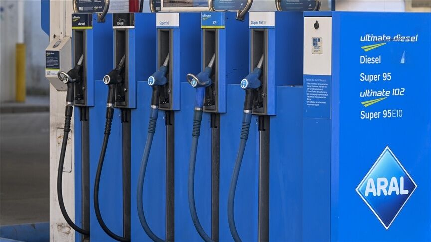 Akaryakıt fiyatları 1 avroyu geçti