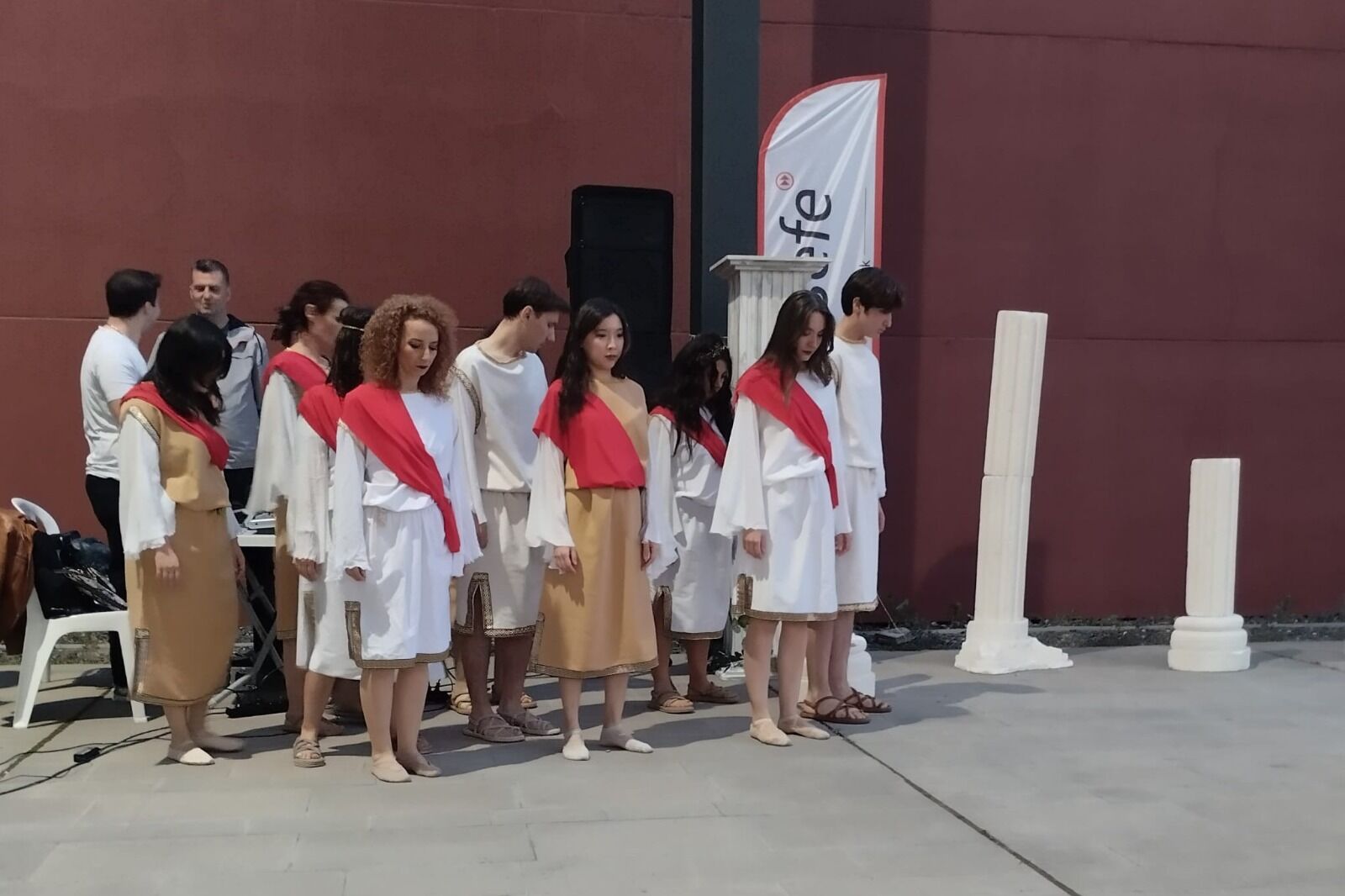 Rölyeflerin diliyle antik çağ düşünürleri