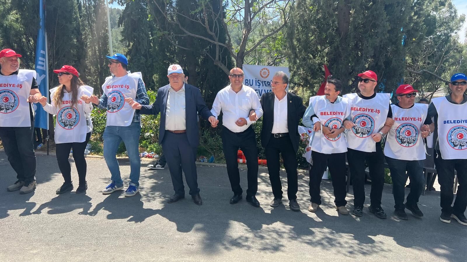 Toleyi̇s Sendikası 4