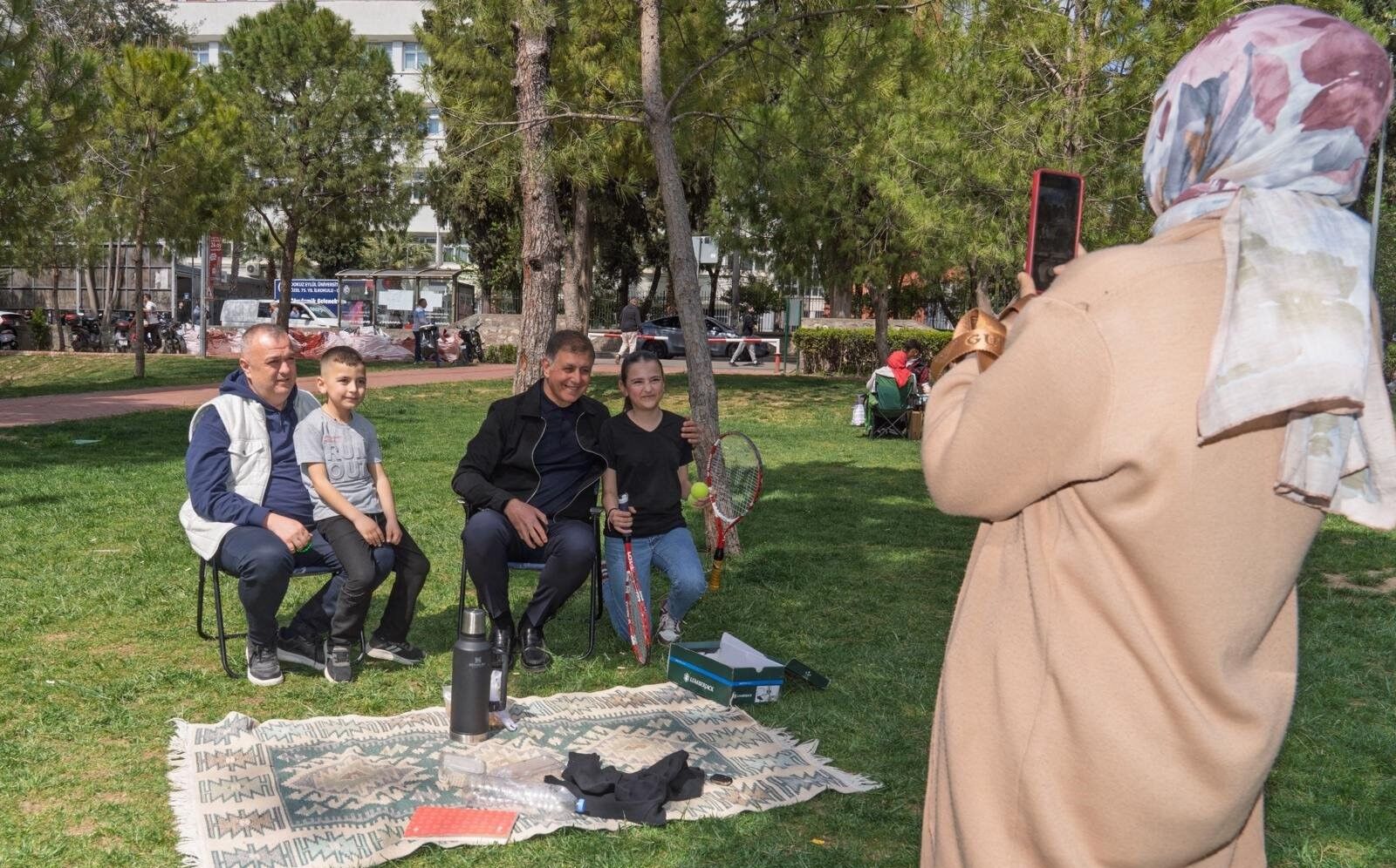 Tugay Buca Hasanağa Bahçesi 2