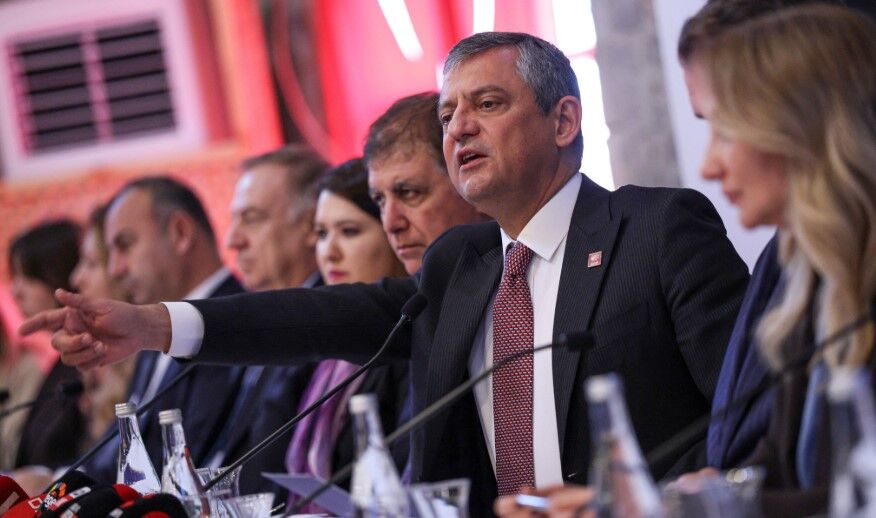 Özgür Özel ve Cemil Tugay