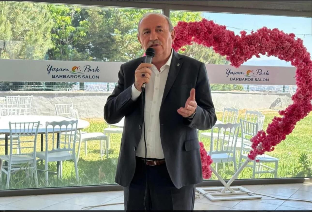 Ak Parti Karabağlar İlçe Başkanı Hüseyin Uzun
