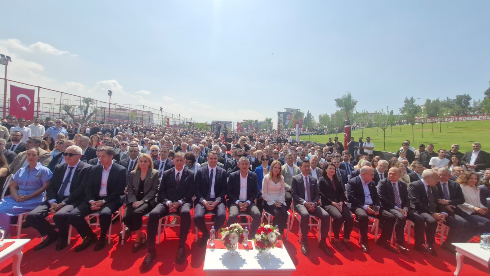 "Zahmet olacak ama Millet Bahçesi'ni yapın"