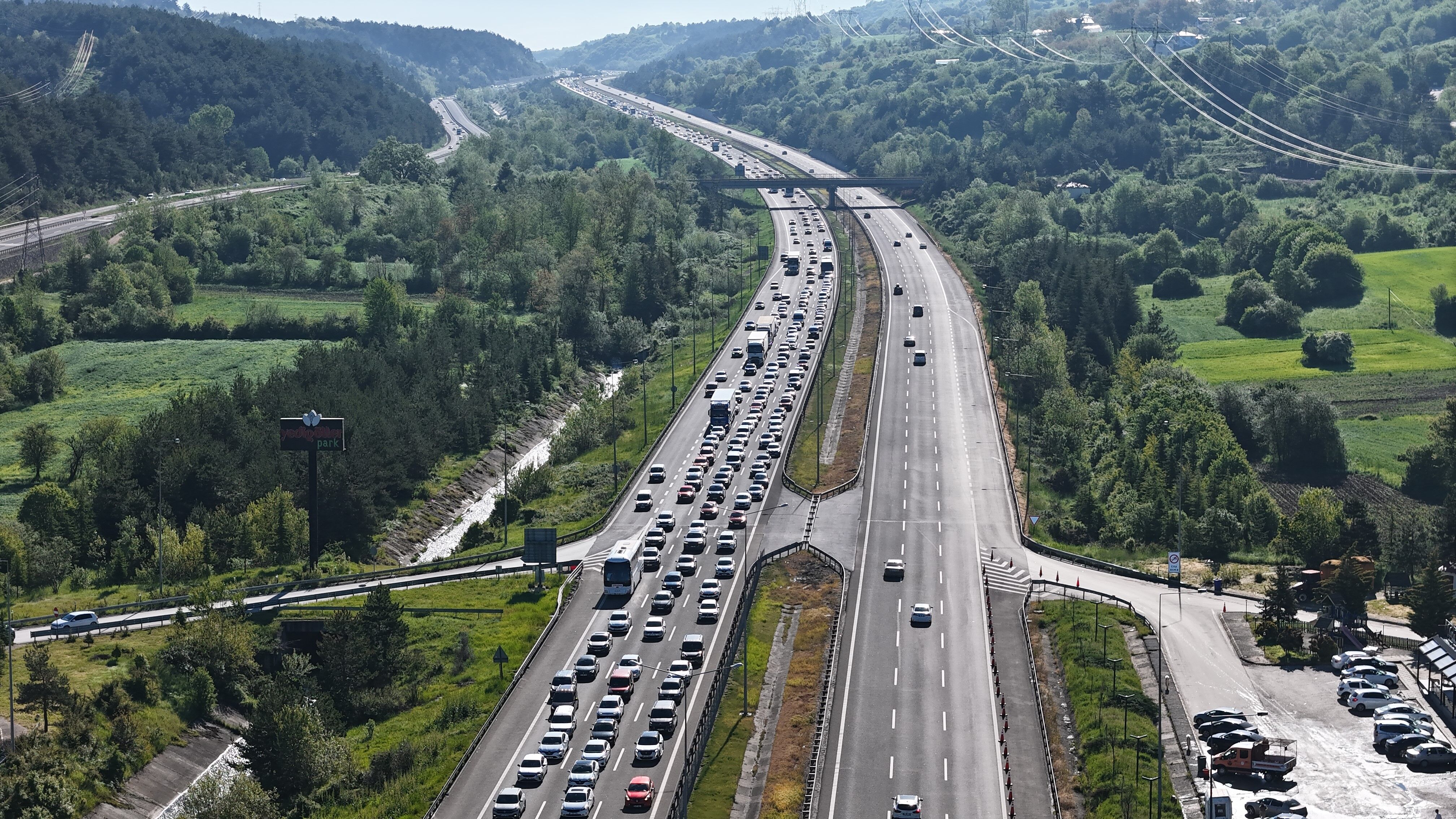 Bayram Dönüşü Bolu’da Trafik Kilitlendi3