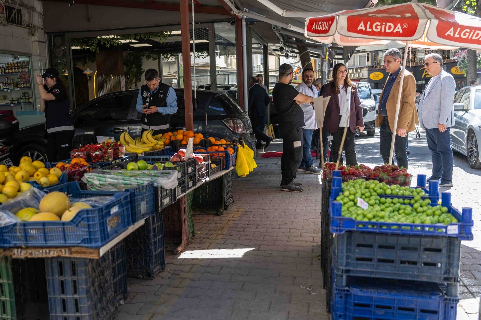 Günlerce sürüyordu