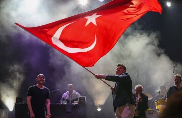 CHP Buca'da Erhan Kılıç'ı unuttu!