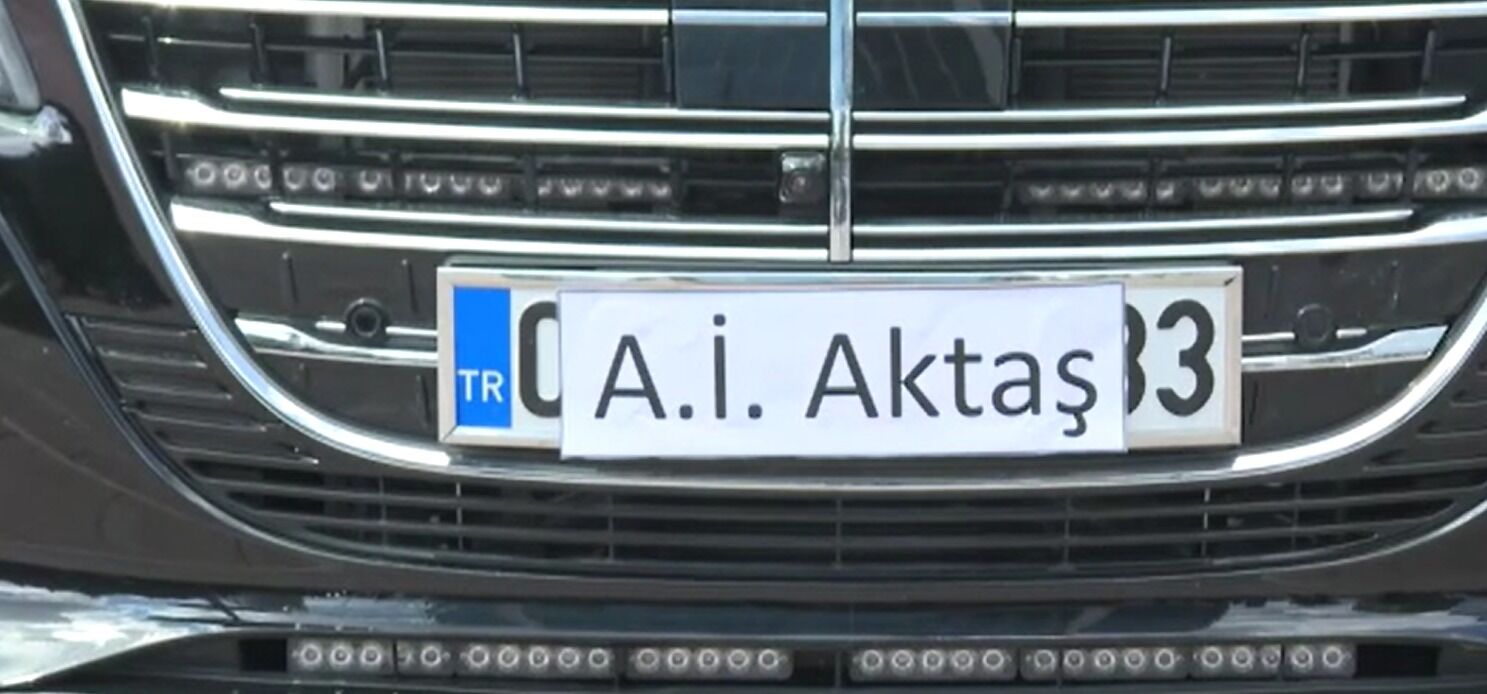 Plakalara isimleri yazıldı