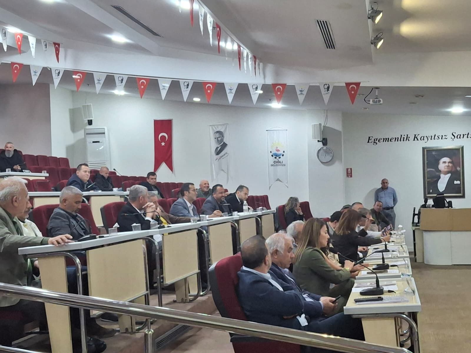 Çiğli Meclis Mayıs Çöp (1)