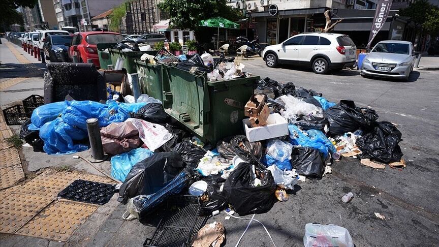 İzmir'i çöp konusunda zorlu bir yaz bekliyor