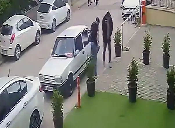 Dolandırıcı Çetesii