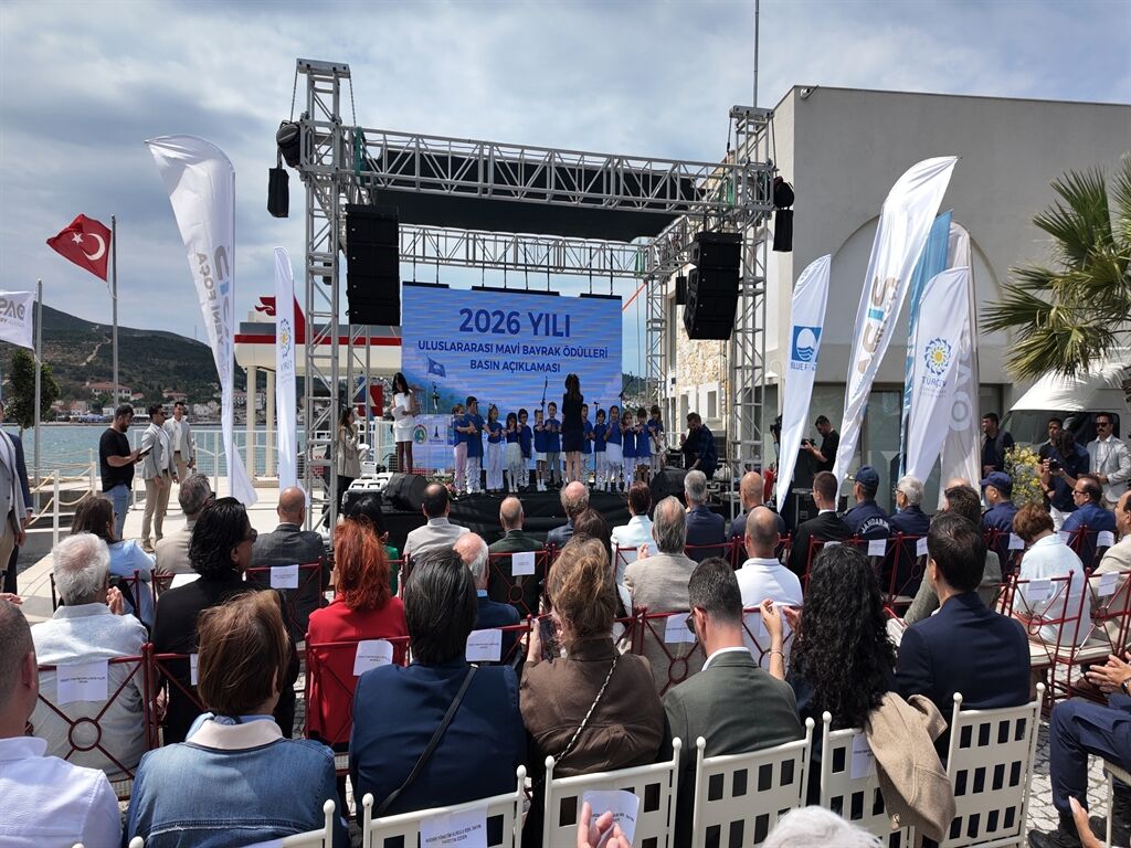 Foça Mavi Bayrak