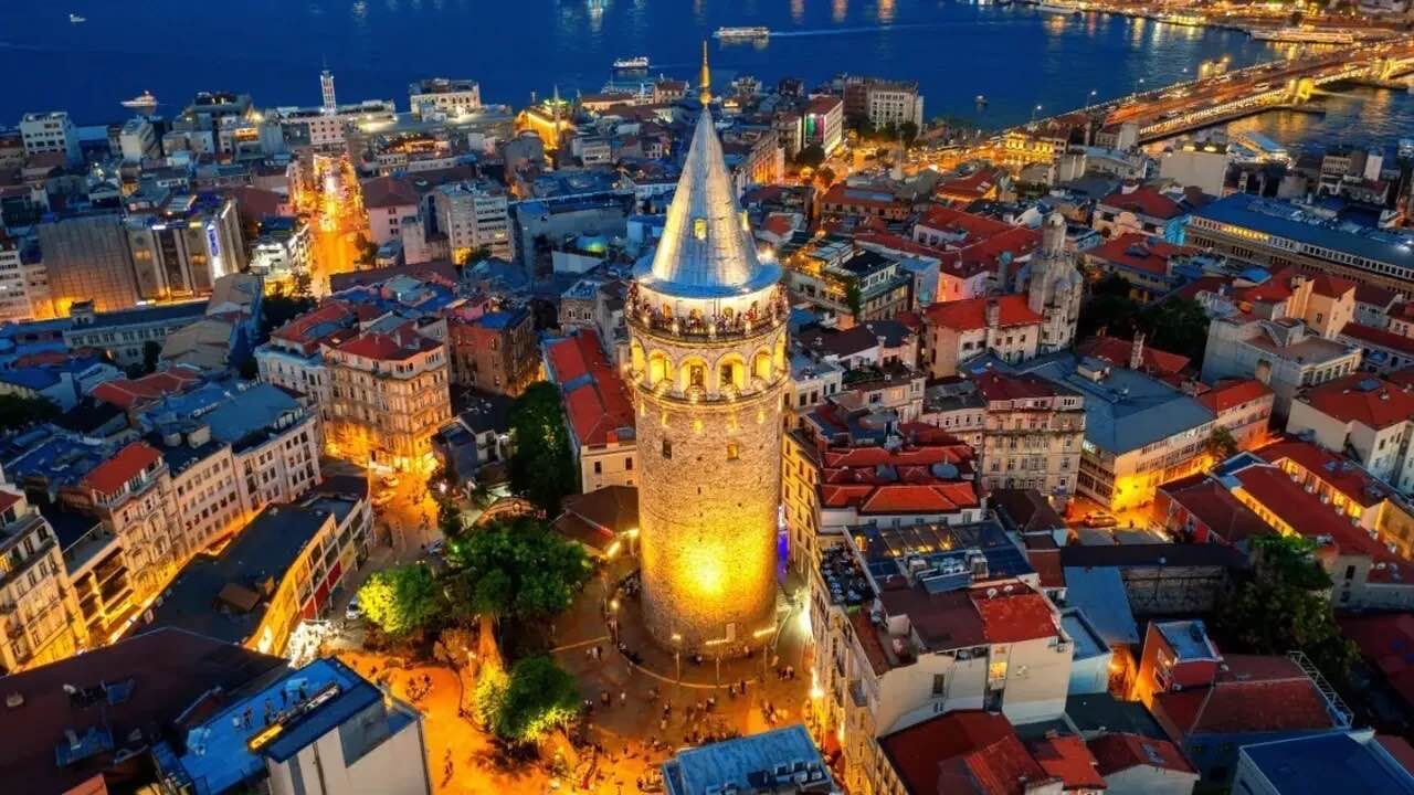 Galata Kulesi Bayram