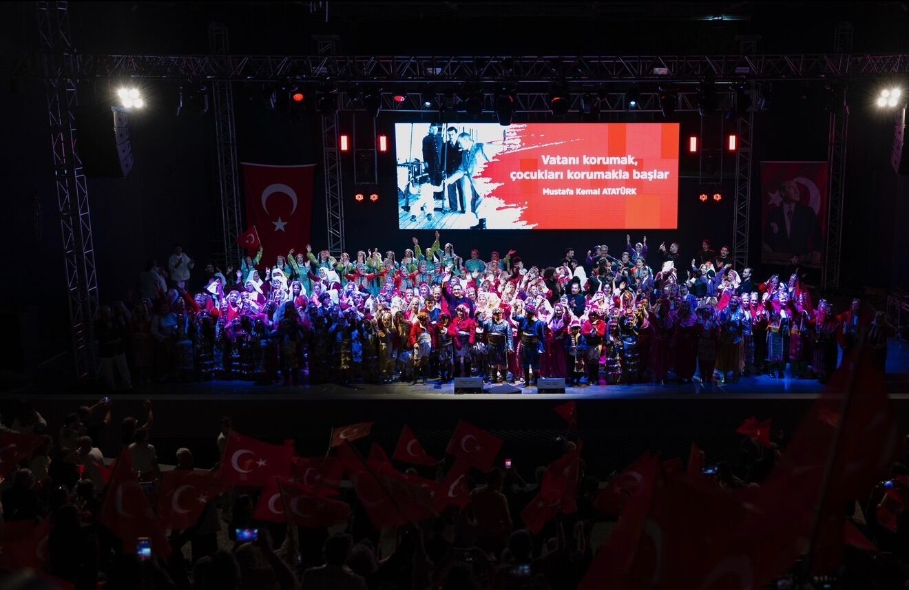 "Gençliğe yatırım yapan kentler geleceğini büyütür"
