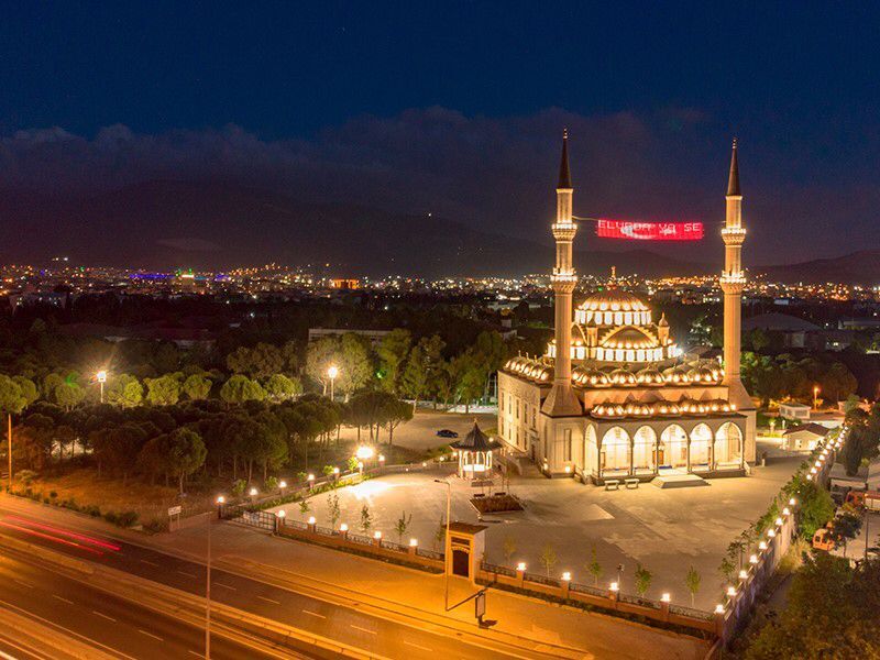 Izmir Camiler