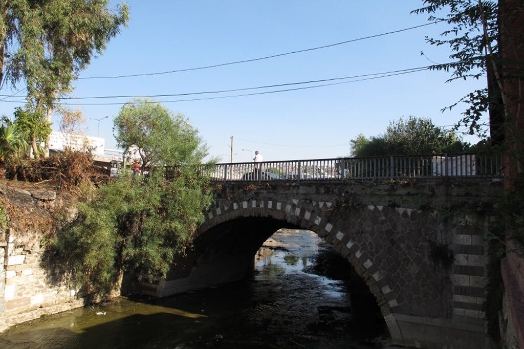 Izmir Kervan Koprusu