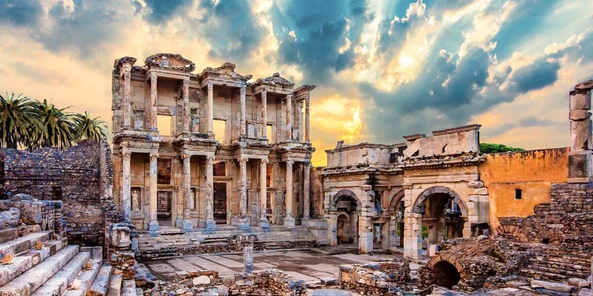 Izmir Kulturel Ozellikleri